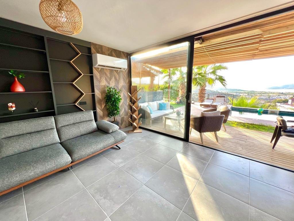 BOMO SUITES 12