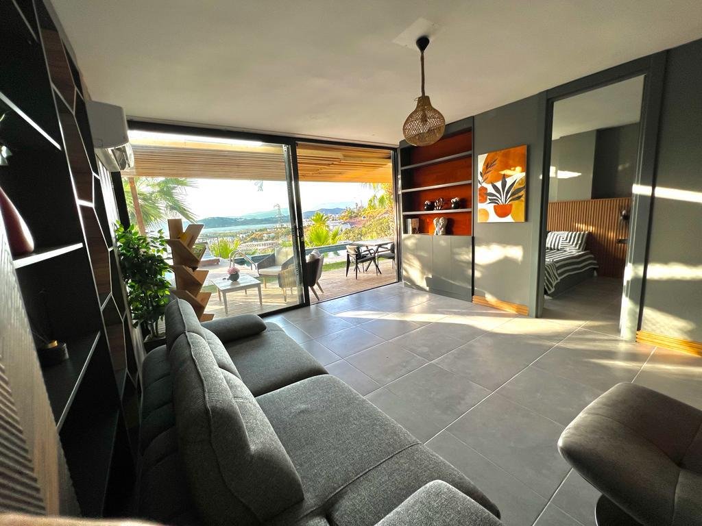 BOMO SUITES 17