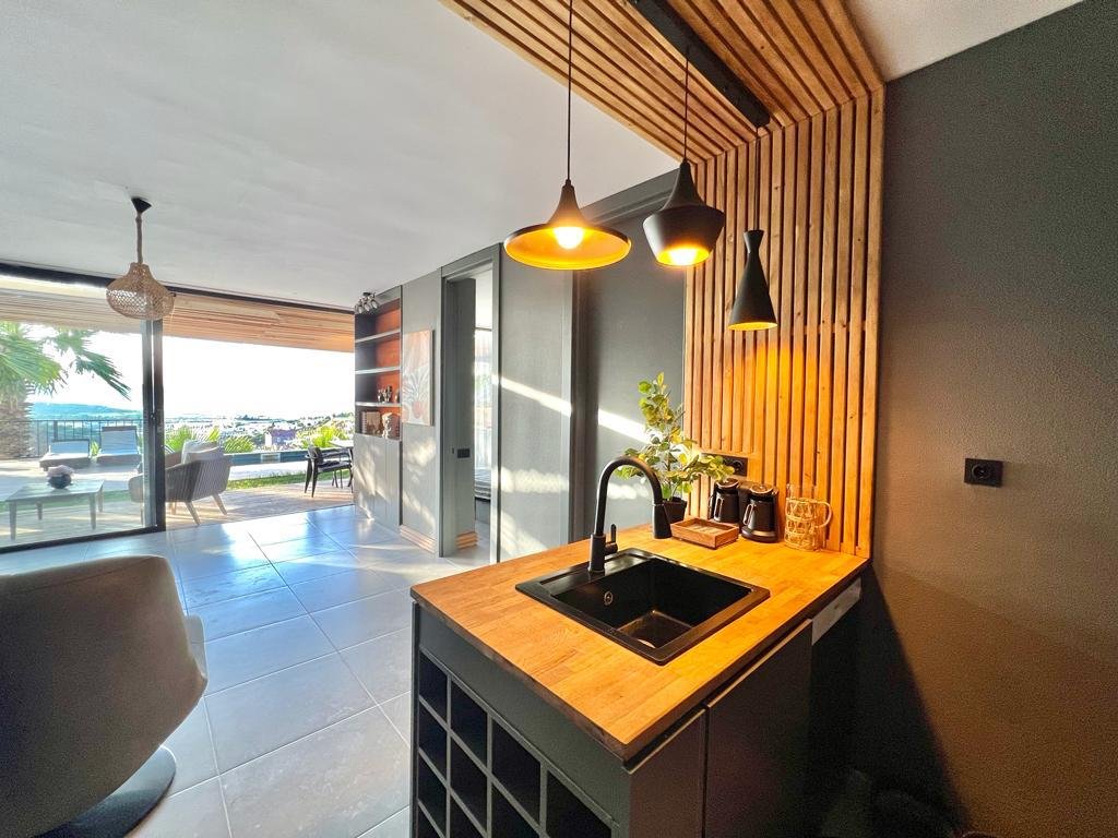 BOMO SUITES 7