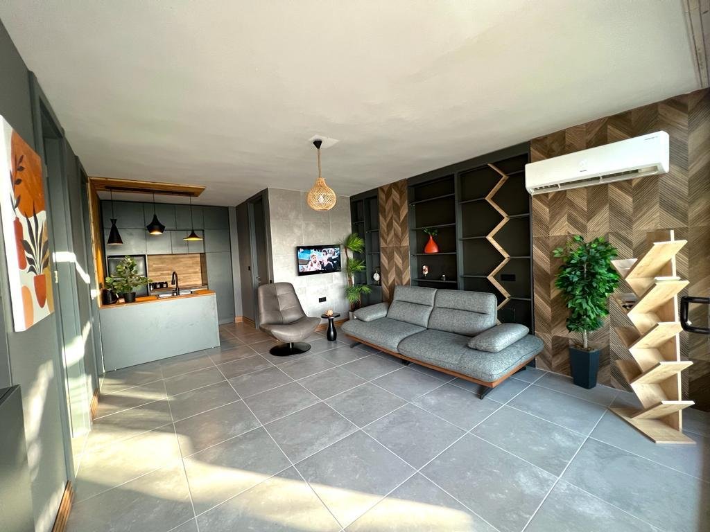 BOMO SUITES 8